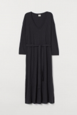 Vestido en punto de canalé 14.99 €