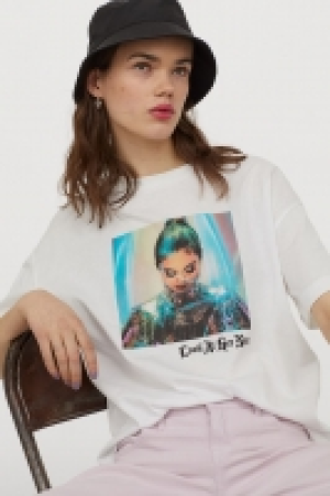Camiseta con diseño estampado 7.99 €