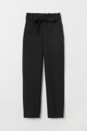 Pantalón pitillo sin cierre 17.49 €