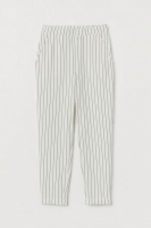 Pantalón tobillero sin cierre 13.99 €
