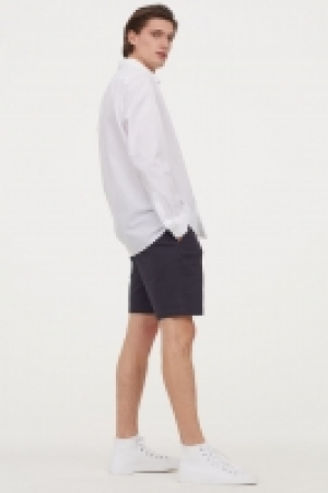 Chinos cortos de algodón 13.99 €