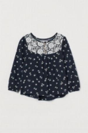 Blusa con canesú de encaje 4.99 €