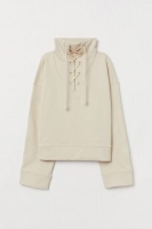 Sudadera con lazada 12.99 €