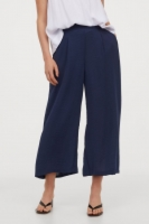 Pantalón amplio 9.99 €