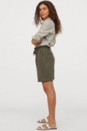 Pantalón corto en modal 14.99 €
