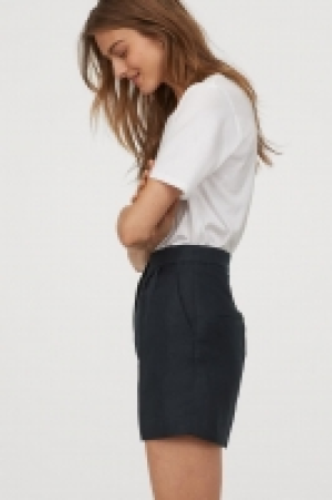 Pantalón corto con lino 20.99 €