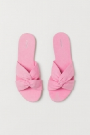 Sandalias abiertas 3.99 €