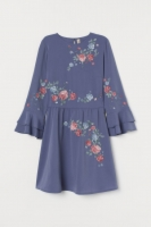 Vestido con bordados 21.99 €