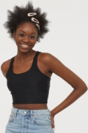 Top cropped sin mangas 6.99 €