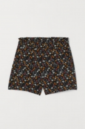 Pantalón corto de crepé 5.99 €