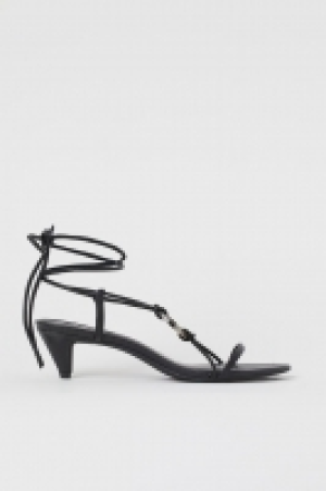 Sandalias de tiras 10.99 €