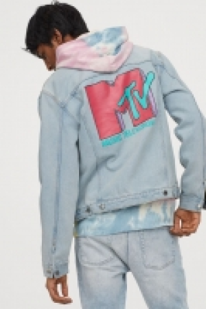 Cazadora vaquera con motivo 19.99 €