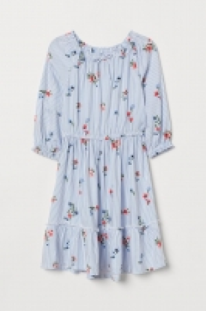 Vestido con volante 13.99 €