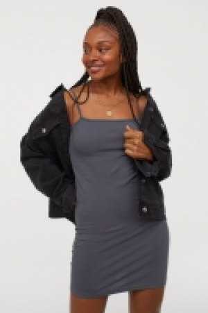 Vestido entallado 3.99 €