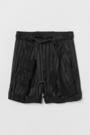 Pantalón corto amplio 24.99 €