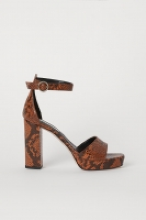 Sandalias de piel 37.99 €