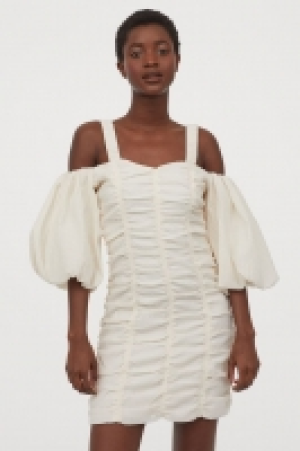 Vestido hombros al descubierto 19.99 €