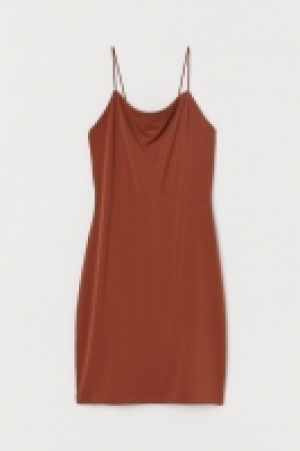 Vestido con espalda abierta 10.99 €