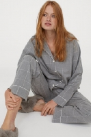Pijama en franela de algodón 29.99 €