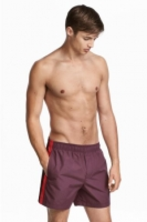 Bañador corto 9.99 €