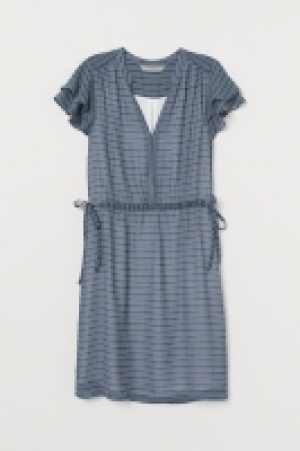 Vestido con escote de pico 8.99 €