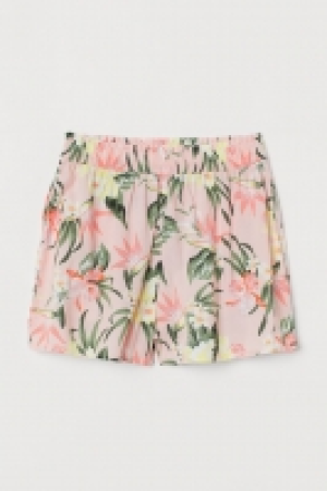 Pantalón corto amplio 3.99 €