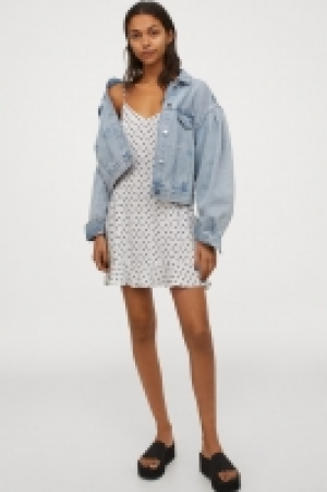 Vestido lencero escote en V 6.99 €