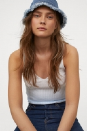 Top de tirantes de canalé 8.99 €