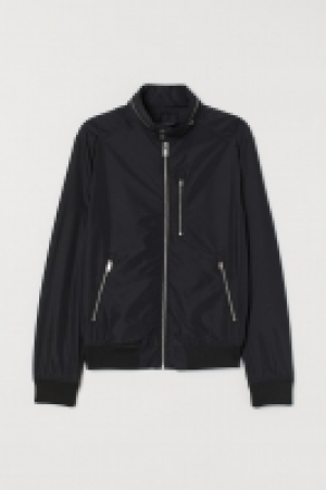 Cazadora bomber con nailon 17.99 €