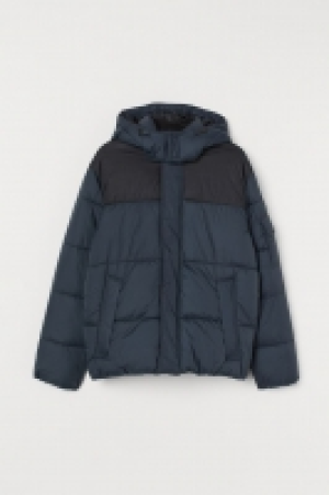 Chaqueta acolchada con capucha 24.99 €