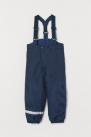 Pantalón outdoor con tirantes 15.99 €