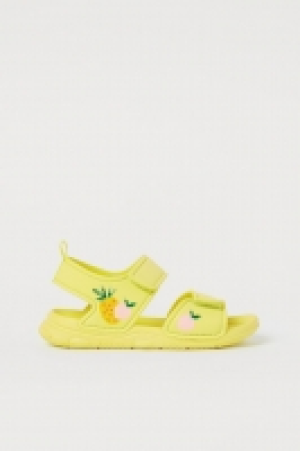 Sandalias estampadas 8.99 €