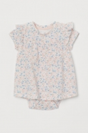 Vestido de algodón con volante 5.99 €
