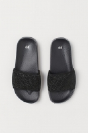 Zapatillas de baño con strass 8.99 €