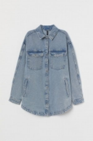 Chaqueta camisera oversize 17.99 €