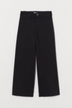 Pantalón de sarga High Waist 10.99 €