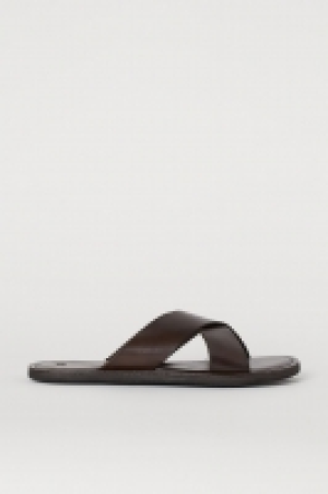 Sandalias de piel 14.99 €