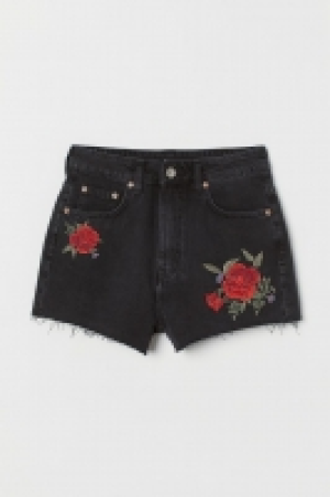 Vaqueros cortos High Waist 17.99 €