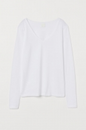 Top con escote de pico 3.99 €