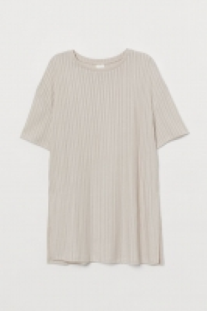 Camiseta en punto de canalé 7.99 €