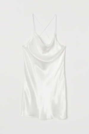 Vestido drapeado de satén 10.99 €