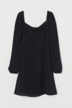 Vestido en crepé 11.99 €