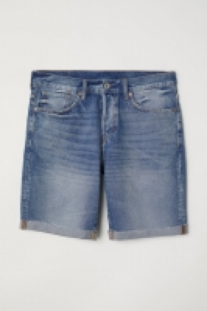 Vaquero corto Straight 15.99 €