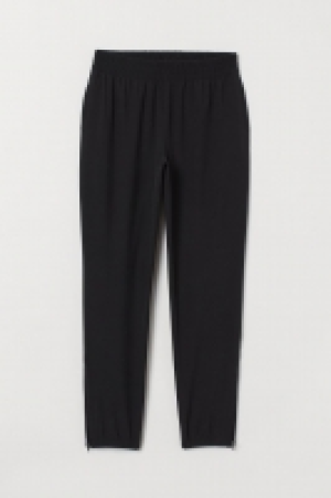 Joggers 12.99 €