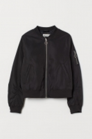 Cazadora bomber 17.99 €