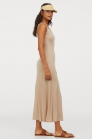 Vestido largo de punto 8.99 €