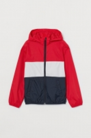 Chaqueta con capucha 12.99 €