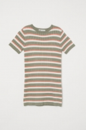 Vestido en punto de canalé 4.99 €