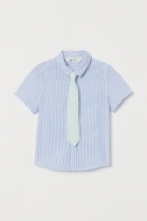 Camisa con pajarita/corbata 3.99 €