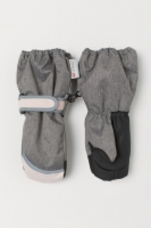Manoplas repelentes al agua 10.99 €